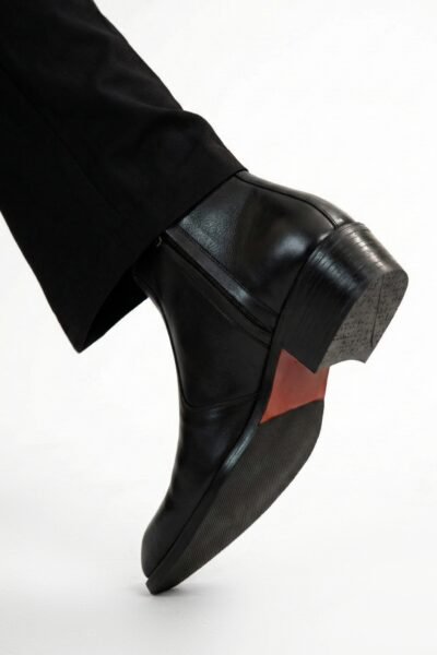 Cuban Heel Leather Boots- Black