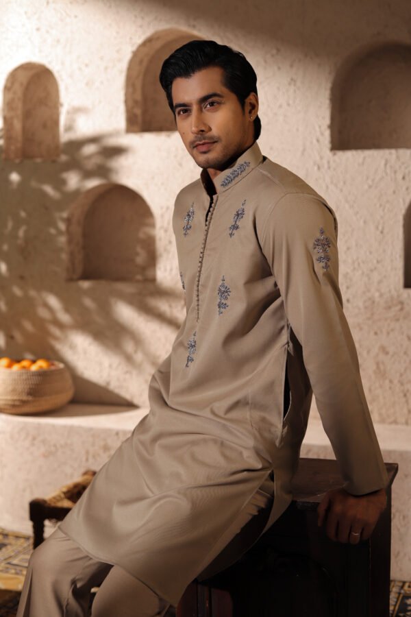 Sandstone Zardosi-Beige